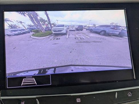 Used 2020 Cadillac XT6 Premium Luxury FWD image 16