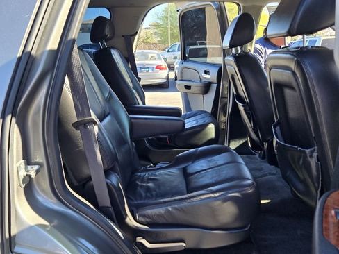 Used 2008 Chevrolet Tahoe LT w/ LT Preferred Equipment Group image 17