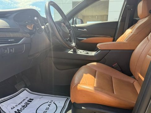 Used 2021 Cadillac XT4 Premium Luxury FWD image 10