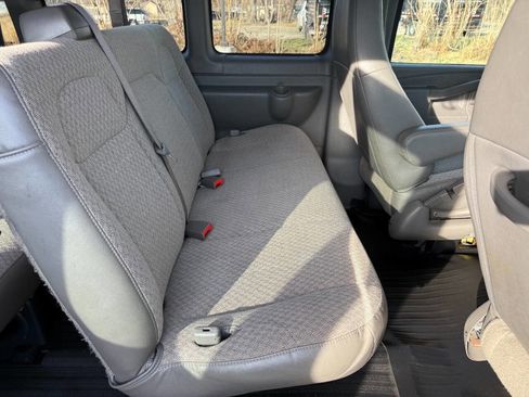 Used 2017 Chevrolet Express 2500 LS image 21