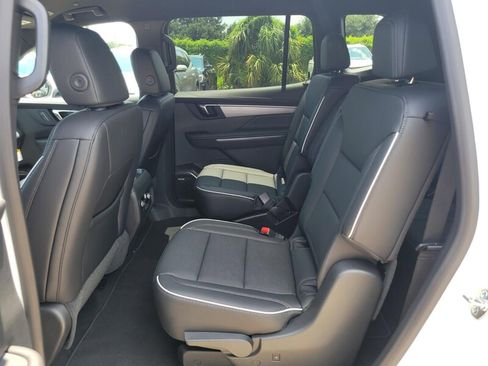 New 2026 Buick Enclave Preferred w/ Power Package image 27