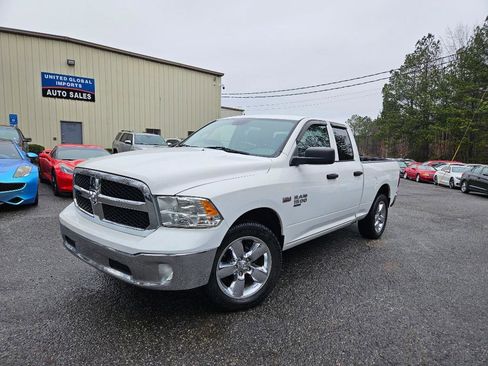 Used 2019 RAM 1500 Tradesman w/ Tradesman SXT Package image 1