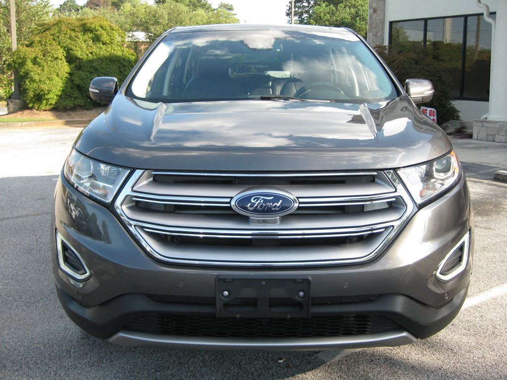 Used 2016 Ford Edge Titanium w/ Equipment Group 302A AWD/4WD image 3