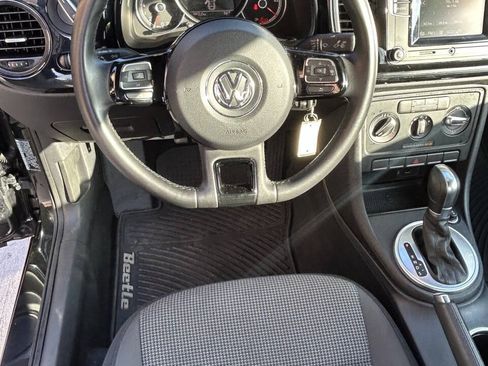 Used 2019 Volkswagen Beetle 2.0T S FWD image 12