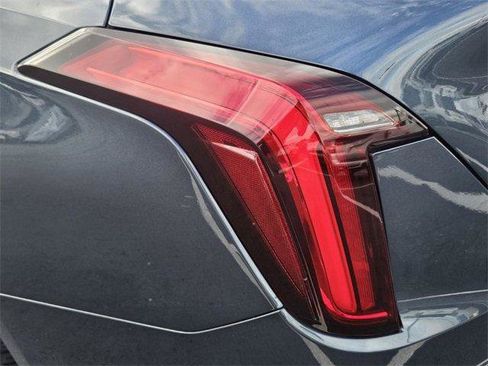 Used 2021 Cadillac CT4 Luxury w/ Cold Weather Package image 11