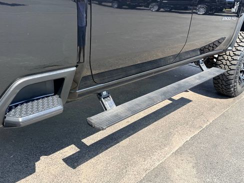 Used 2021 Chevrolet Silverado 3500 LTZ w/ LTZ Plus Package AWD/4WD image 14