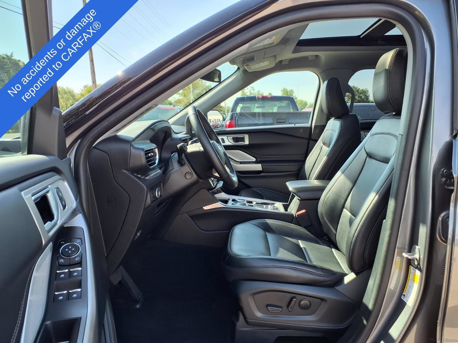 Used 2023 Ford Explorer Limited w/ Limited Technology Package AWD/4WD image 18
