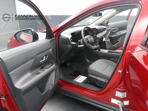 New 2026 Nissan Kicks SV FWD image 9