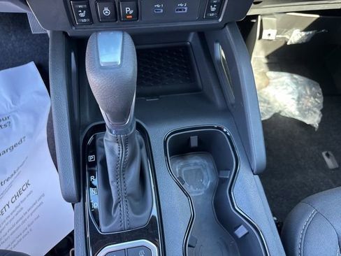 New 2026 Nissan Frontier SV w/ All-Weather Content Package AWD/4WD image 17