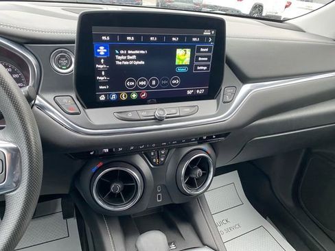 Used 2023 Chevrolet Blazer LT w/ Convenience Package image 15