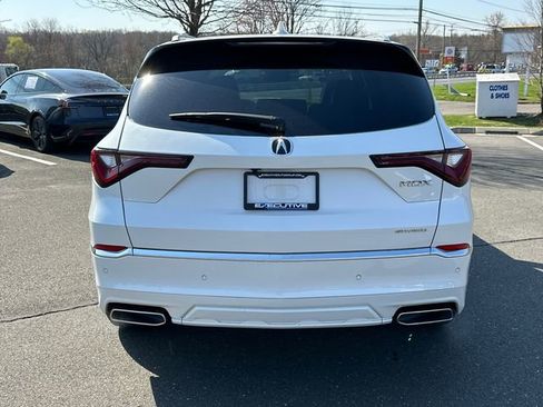 Certified 2025 Acura MDX w/ Advance Package image 3