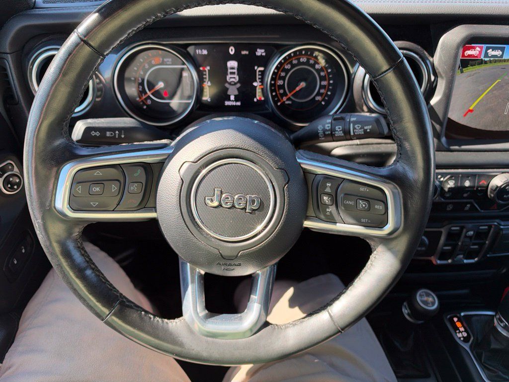 Used 2022 Jeep Wrangler Unlimited Sahara AWD/4WD image 26