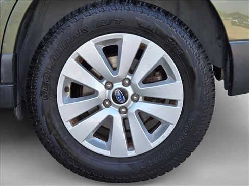 Used 2019 Subaru Outback 2.5i AWD/4WD image 21