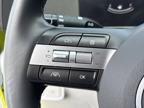 Used 2024 Hyundai Kona SEL FWD image 38