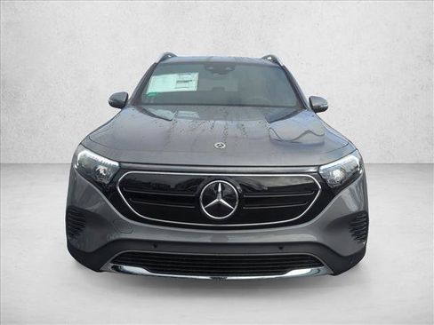 Used 2023 Mercedes-Benz EQB 300 4MATIC image 6