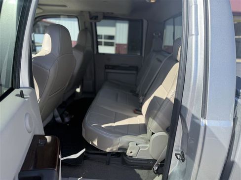 Used 2010 Ford F350 Lariat RWD image 9