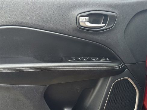 Used 2021 Jeep Compass 80th Special Edition image 25