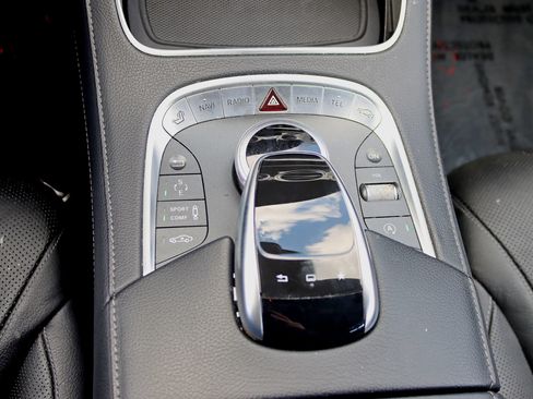 Used 2015 Mercedes-Benz S 550 4MATIC Sedan image 27