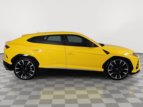 Used 2020 Lamborghini Urus AWD/4WD image 9