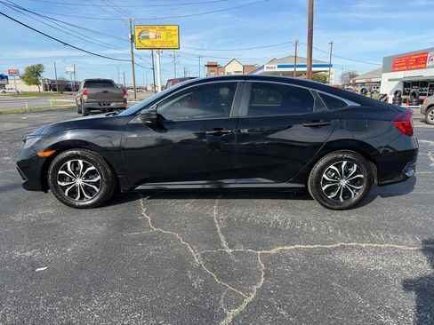 Used 2019 Honda Civic LX image 9