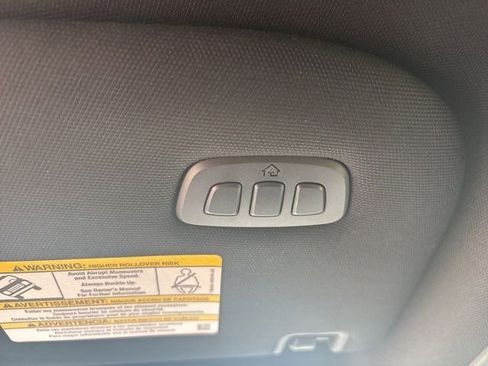 Used 2021 Ford F150 Lariat w/ Equipment Group 502A High AWD/4WD image 31