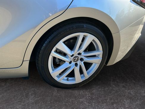 Used 2021 Lexus IS 300 w/ Comfort Package image 9