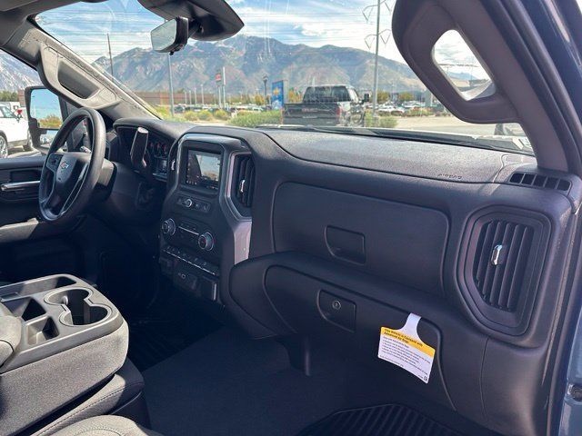 Used 2024 Chevrolet Silverado 2500 Custom w/ Custom Value Package AWD/4WD image 32