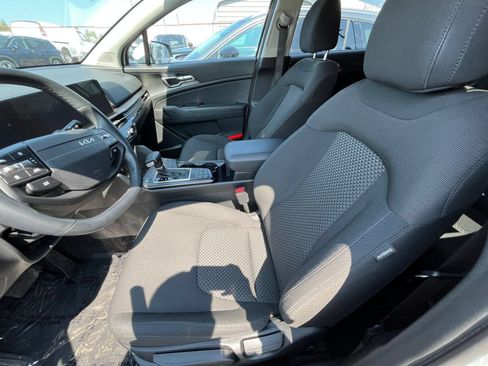 Used 2026 Kia Sportage LX AWD/4WD image 23