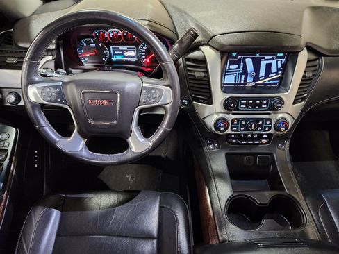 Used 2018 GMC Yukon XL SLT image 46