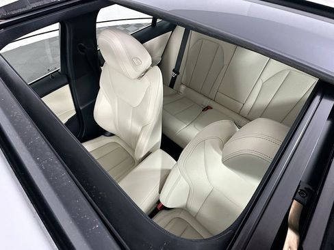 Certified 2024 BMW 330i Sedan w/ Premium Package image 22