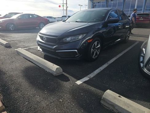 Used 2019 Honda Civic LX image 2