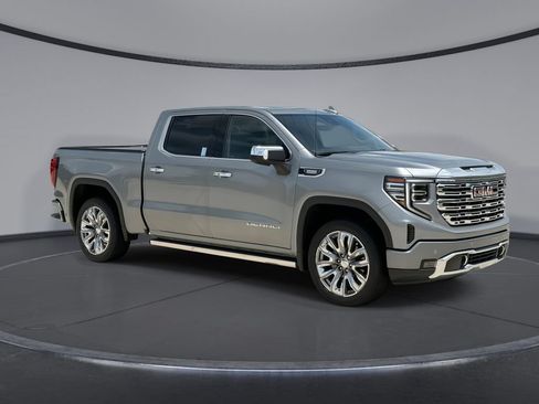 Used 2024 GMC Sierra 1500 Denali w/ Denali Reserve Package AWD/4WD image 12