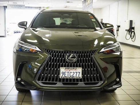 Certified 2023 Lexus NX 250 FWD w/ Premium Package image 4
