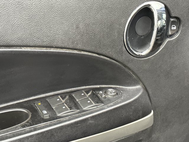 Used 2010 Chevrolet HHR LS FWD image 14