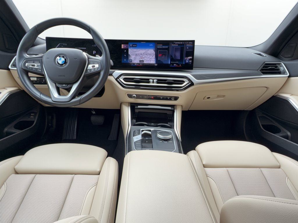 Used 2023 BMW 330i xDrive Sedan w/ Parking Assistance Package AWD/4WD image 17