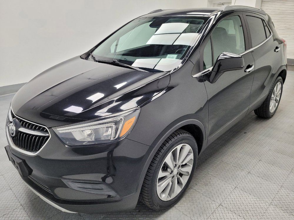 Used 2020 Buick Encore Preferred FWD image 2