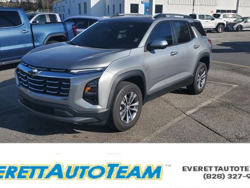 Used 2025 Chevrolet Equinox LT w/ Convenience Package II image 1