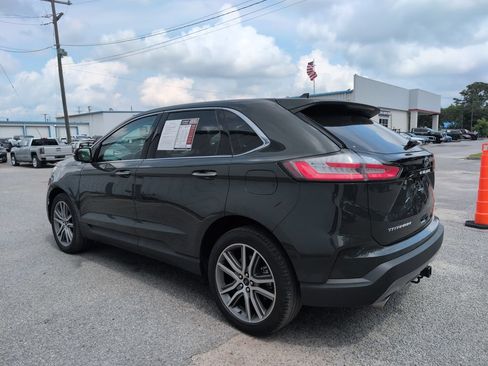 Used 2023 Ford Edge Titanium w/ Class II Trailer Tow Package AWD/4WD image 6