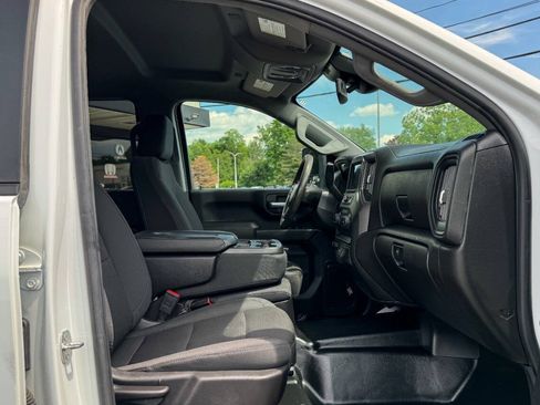Used 2024 Chevrolet Silverado 2500 W/T AWD/4WD image 10