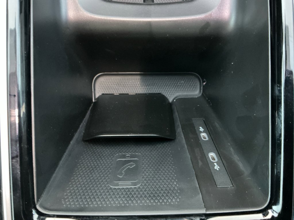 New 2026 Volkswagen ID.4 Pro S Plus AWD/4WD image 17