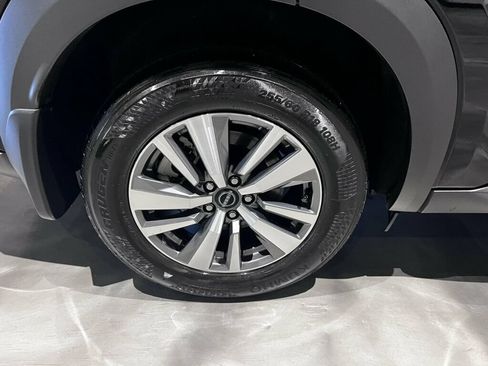 Used 2025 Nissan Pathfinder SL w/ Cargo Package FWD image 12