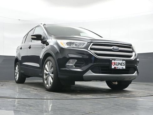 Used 2017 Ford Escape Titanium FWD image 44