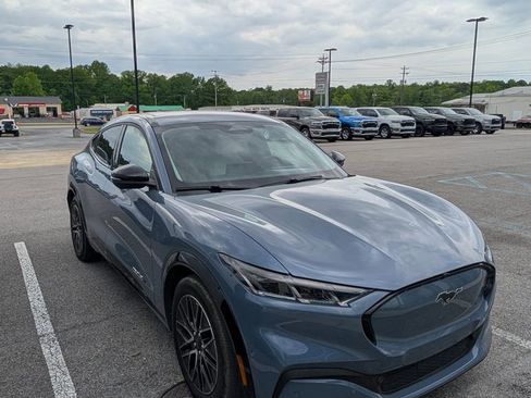 Used 2024 Ford Mustang Mach-E Premium image 5