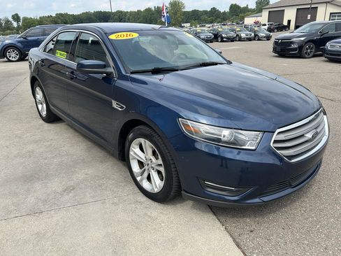 Used 2016 Ford Taurus SEL FWD image 3