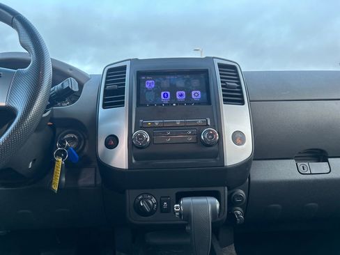 Used 2012 Nissan Xterra S image 24