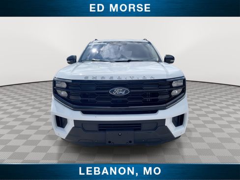 Certified 2025 Ford Expedition Active AWD/4WD image 3