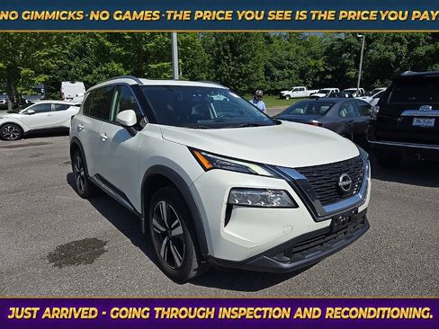 Used 2023 Nissan Rogue SL AWD/4WD image 1