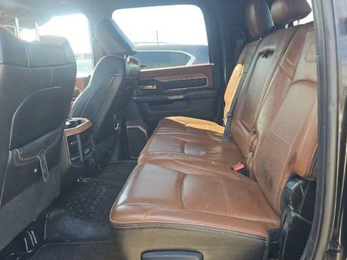Used 2022 RAM 2500 Limited AWD/4WD image 9