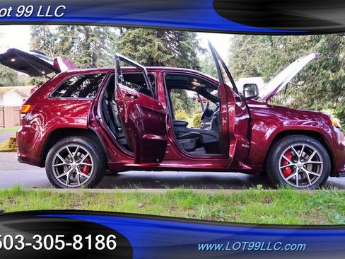 Used 2017 Jeep Grand Cherokee SRT AWD/4WD image 30