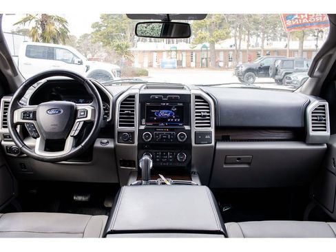 Used 2015 Ford F150 Lariat w/ Equipment Group 501A Mid image 13